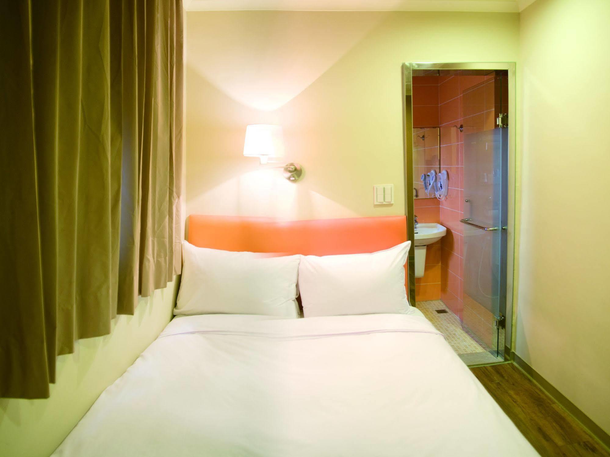 Garden Hotel Taichung Eksteriør bilde