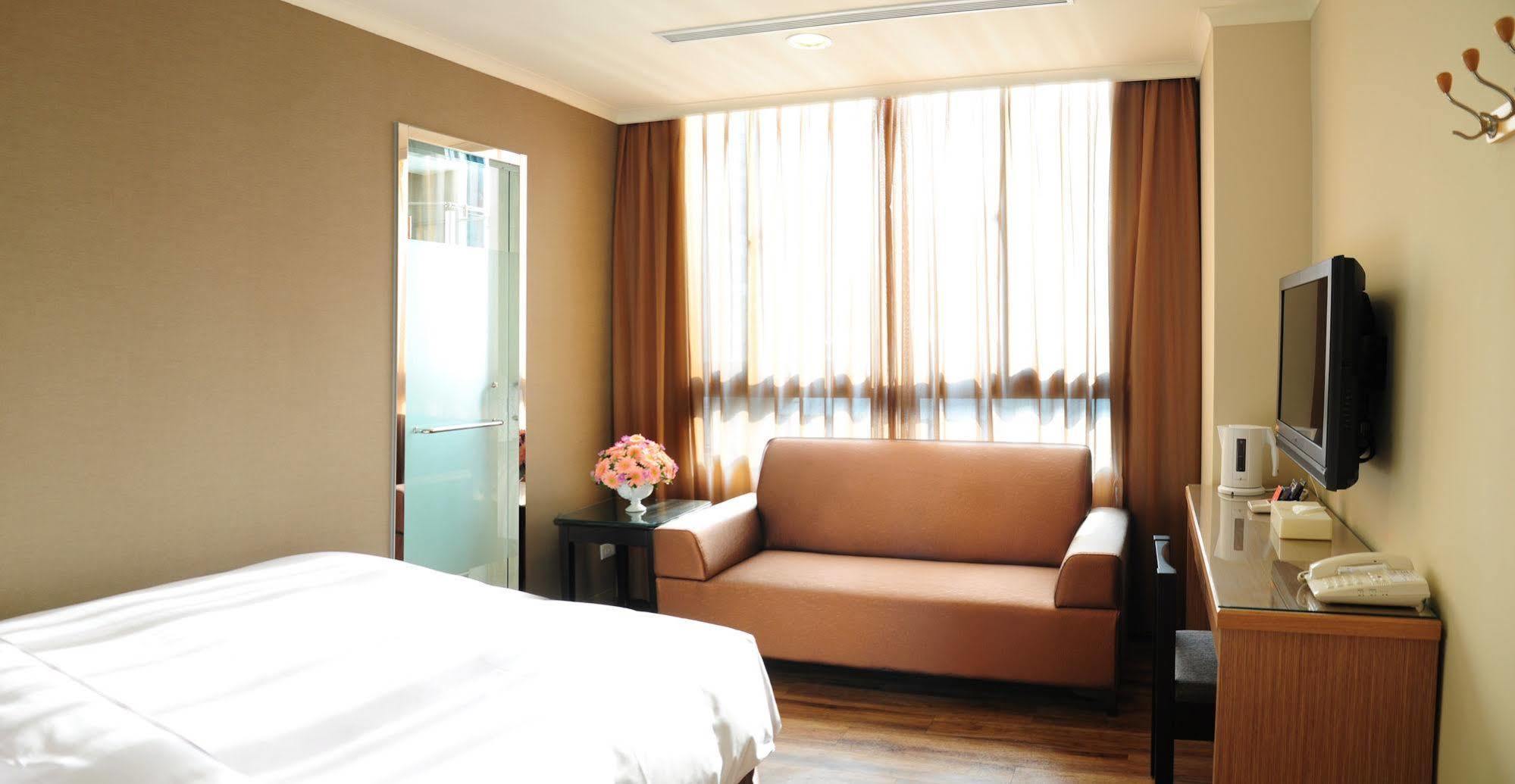 Garden Hotel Taichung Eksteriør bilde