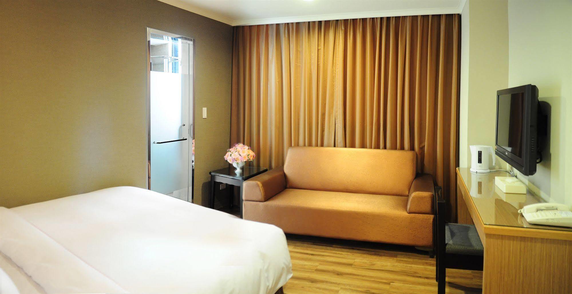 Garden Hotel Taichung Eksteriør bilde