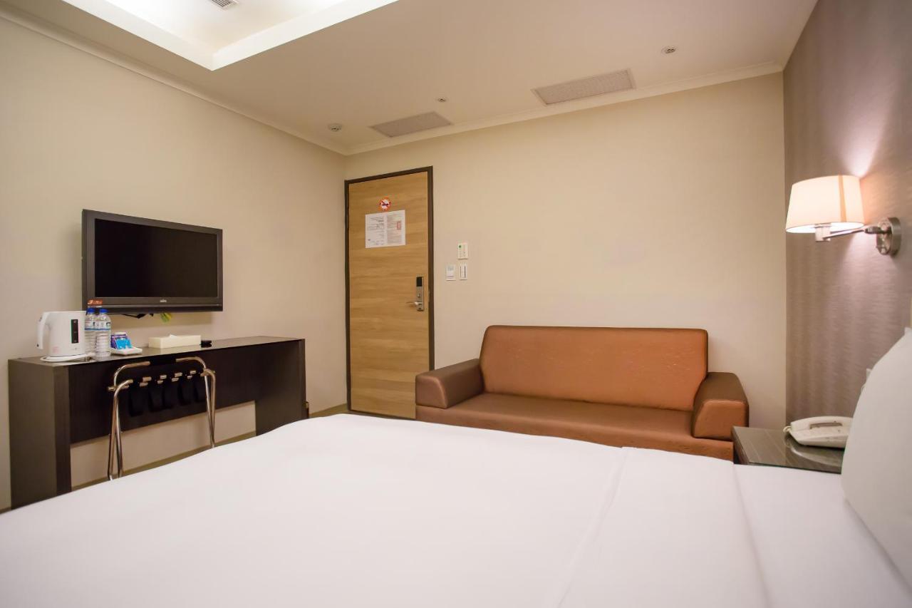 Garden Hotel Taichung Eksteriør bilde